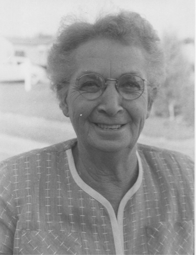 Quilt maker Ethel Abernathy (B. 1887, M. 1907, D. 1981, Mrs. Robert) (Photo courtesy Judith Abernathy)