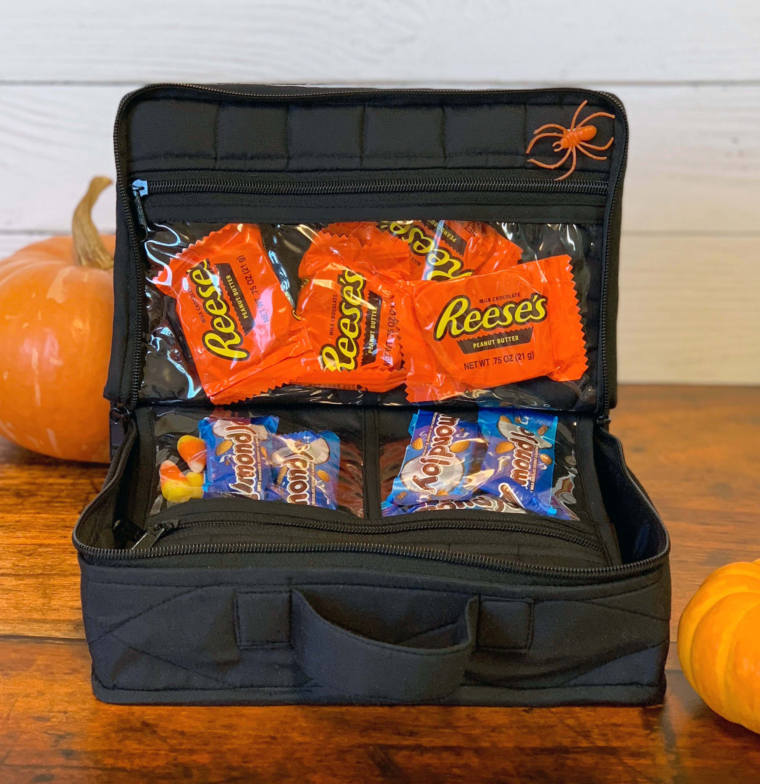 Yazzii Mini Craft Organizer (Yazzii CA14) - Inside Tricked out Yazzii Bag