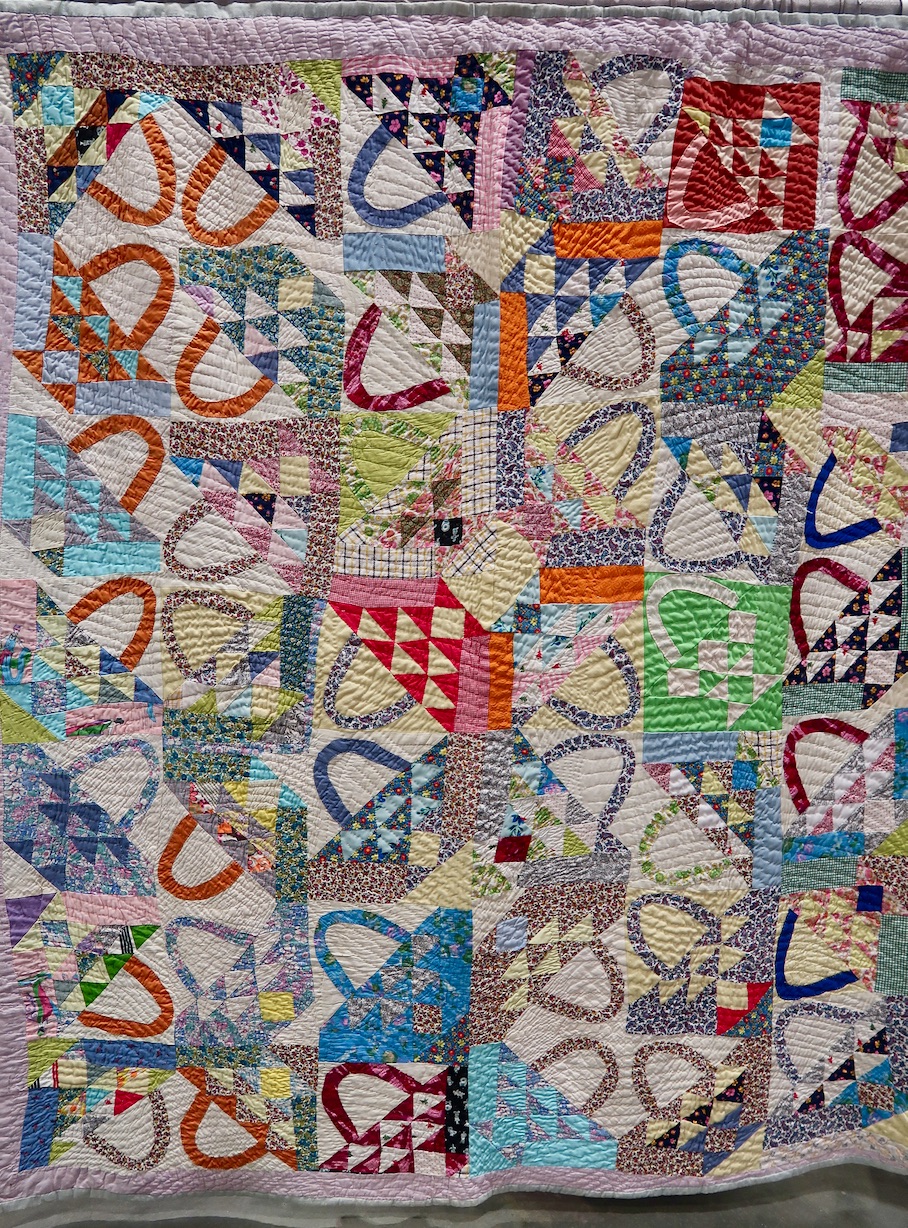 "Flanders Basket" quilt - Childress Collection