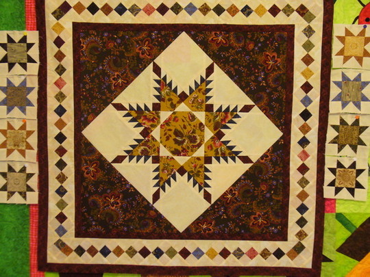 1699_show_tell_bom.jpg 1699_show_tell_bom.jpg