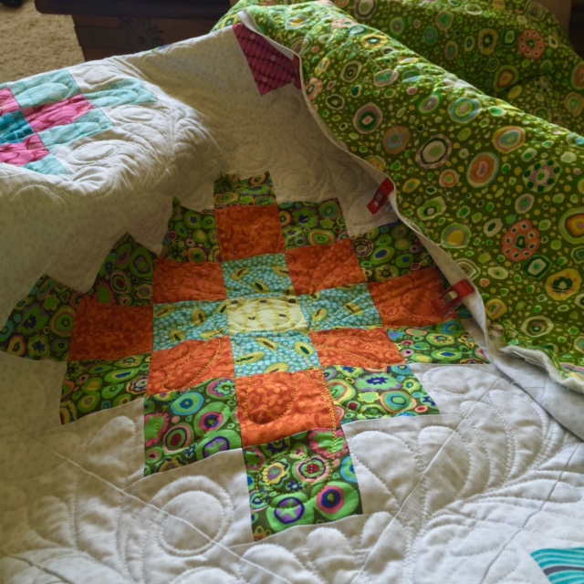 Attaching binding to a quilt